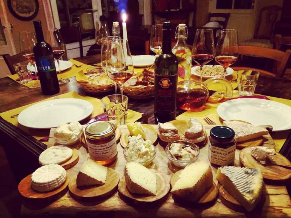 Agriturismo Di Charme E Ristorante Stallato Il Filo Di Paglia 카로 외부 사진